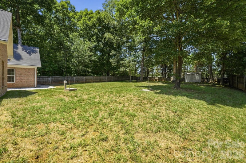 139 Spicewood Cir, Troutman, NC 28166