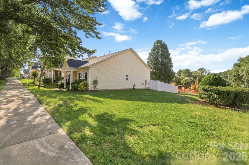 8710 Arrowhead Place Ln, Cornelius, NC 28031