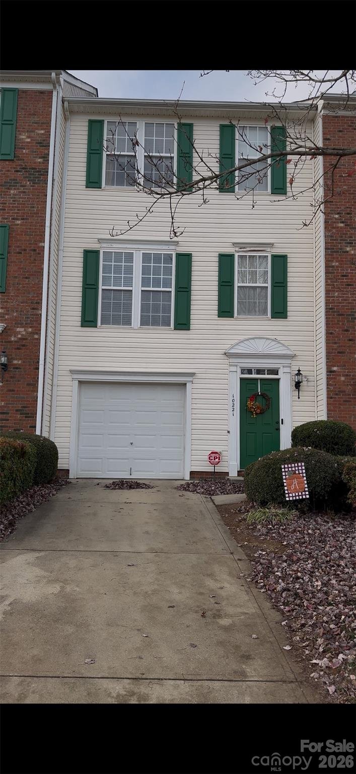 10221 Garrett Grigg Rd, Charlotte, NC 28262