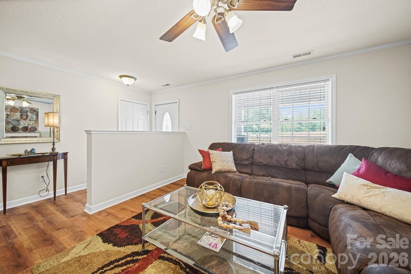 2013 Silvertip Ct, Belmont, NC 28012