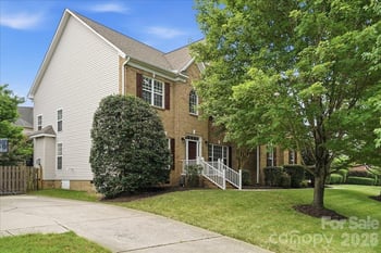 6055 Latta Springs Cir, Huntersville, NC 28078