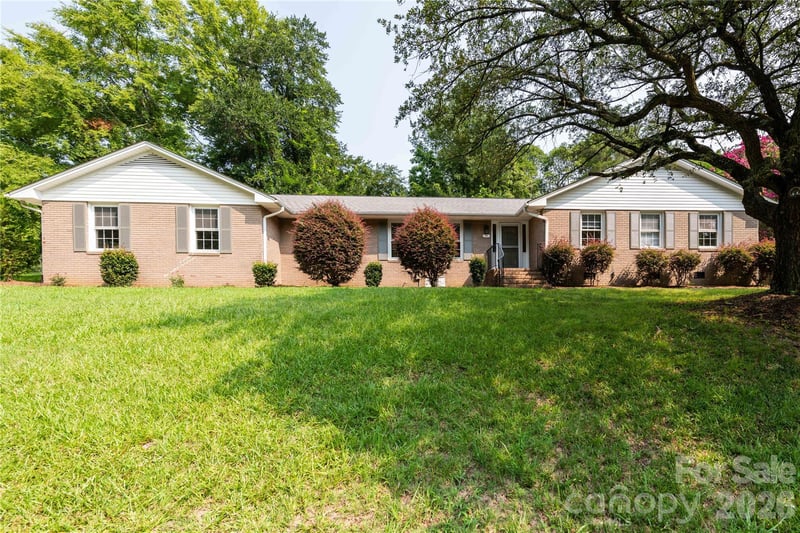 171 Suburban Ave NE, Concord, NC 28025