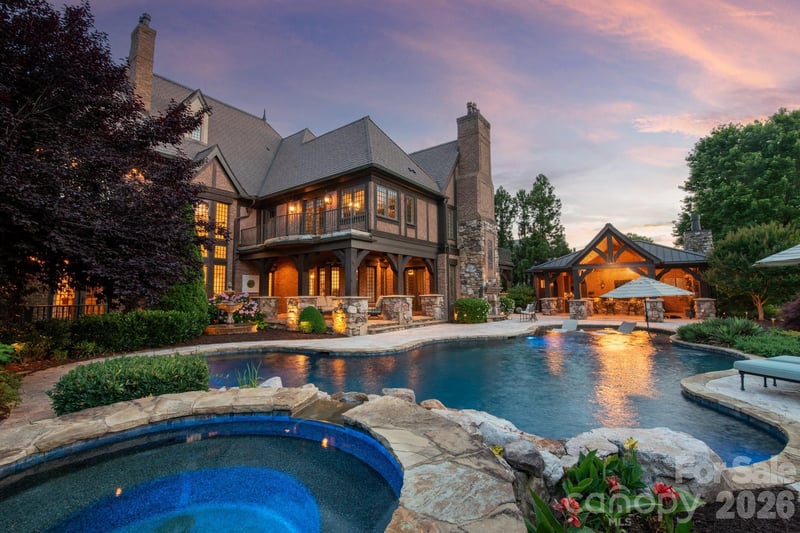 8626 Longview Club Dr, Waxhaw, NC 28173