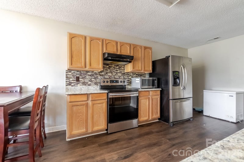 1543 Tuckers Glenn Dr, Rock Hill, SC 29732