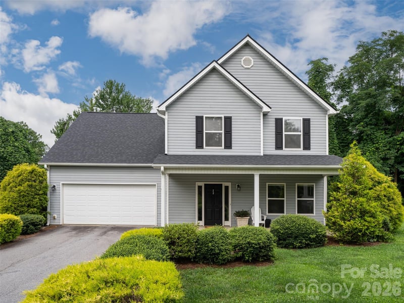 23 Scottish Cir, Asheville, NC 28803