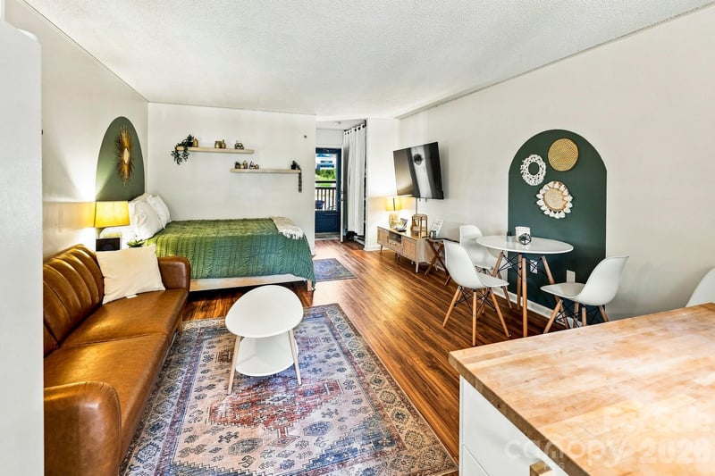 160 Whitney Blvd #49, Lake Lure, NC 28746