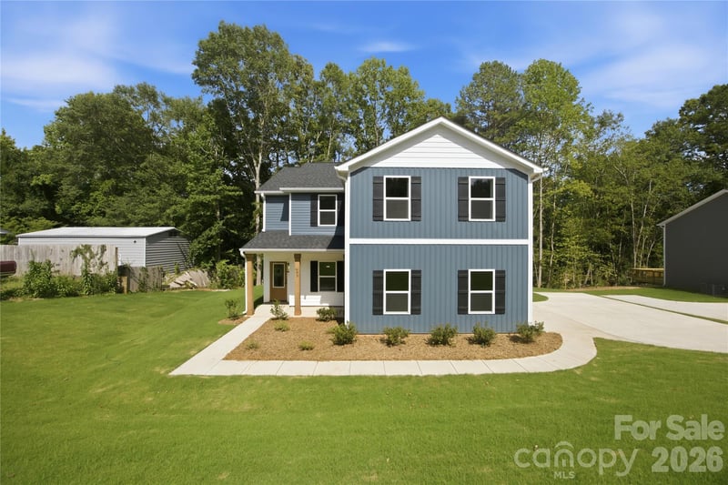 402 North St, Dallas, NC 28034