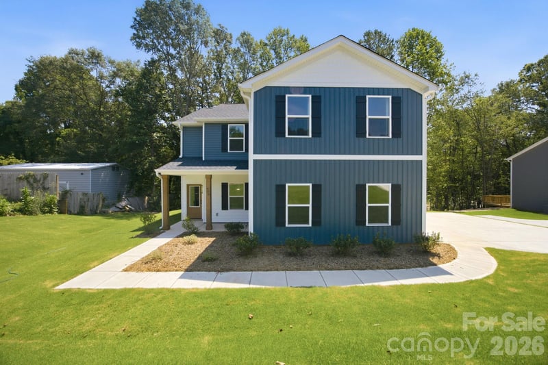 402 North St, Dallas, NC 28034