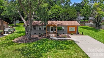 4219 Tipperary Pl, Charlotte, NC 28215