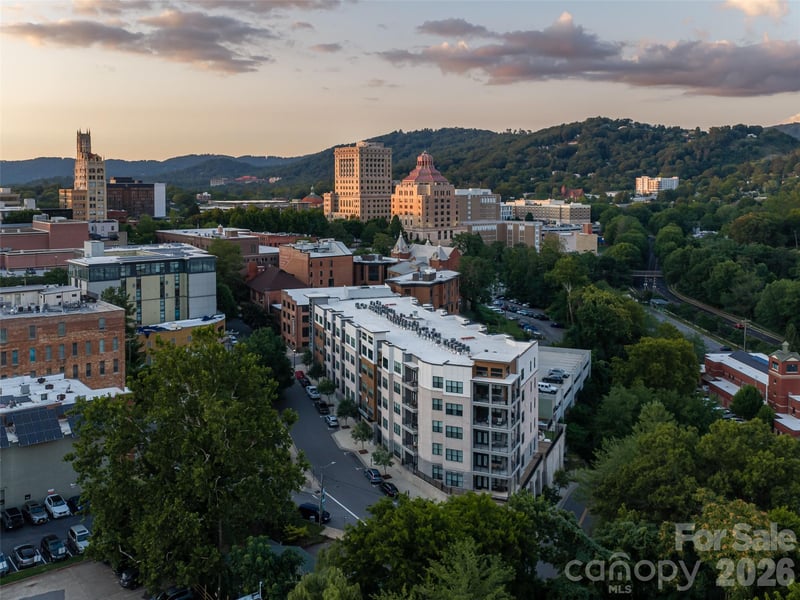 55 Market St #515, Asheville, NC 28801