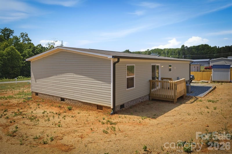 1862 Mesa Dr, Vale, NC 28168