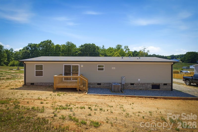 1862 Mesa Dr, Vale, NC 28168