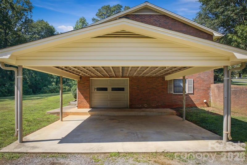 1208 35th Street Pl #8, Conover, NC 28613