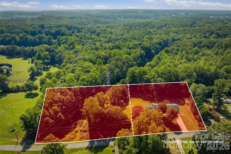 1208 35th Street Pl #8, Conover, NC 28613