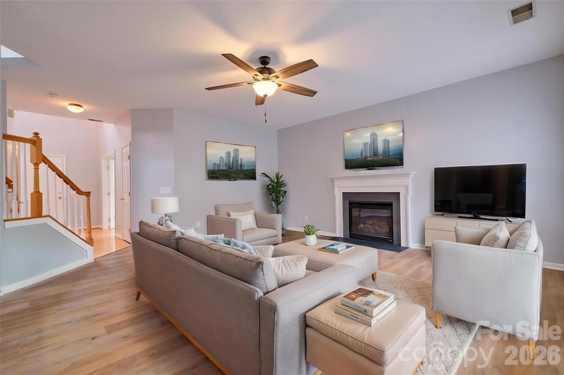 4960 Summerside Dr, Lake Wylie, SC 29710