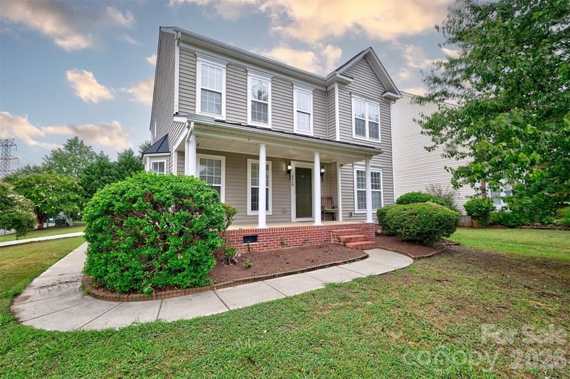 4960 Summerside Dr, Lake Wylie, SC 29710