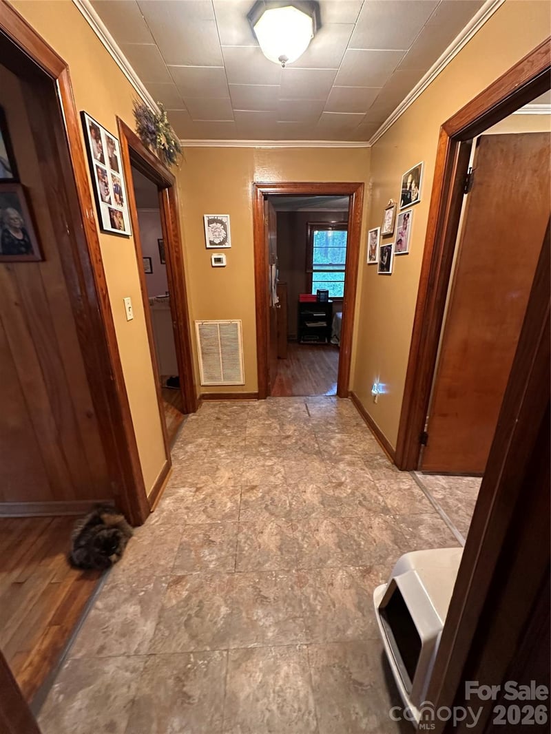 107 Vida Ln, Cherryville, NC 28021
