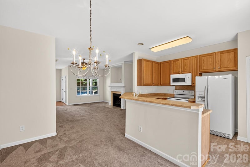 8618 Twined Creek Ln, Charlotte, NC 28227