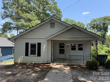 514 Avon St, Gastonia, NC 28054