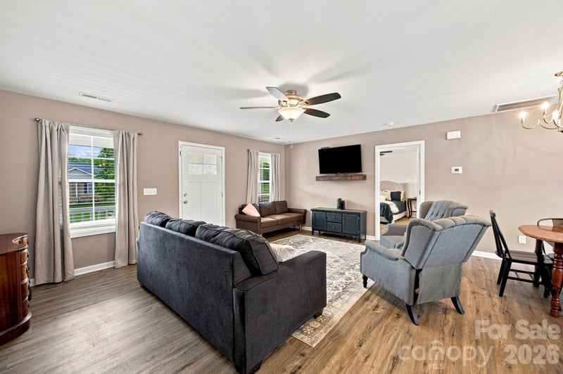 1879 Jetton Dr, Vale, NC 28168