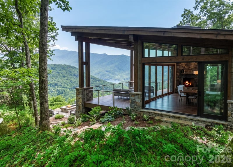 8 White Birch Ct #424, Black Mountain, NC 28711