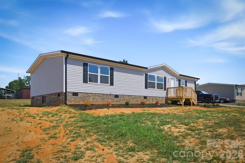 1874 Mesa Dr, Vale, NC 28168