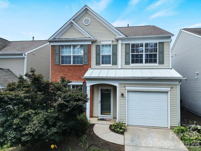 11719 Woodmere Trace Dr, Charlotte, NC 28277