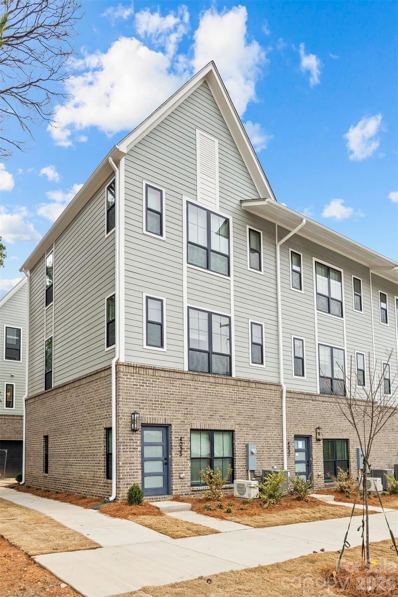 4039 Tryon St, Charlotte, NC 28217