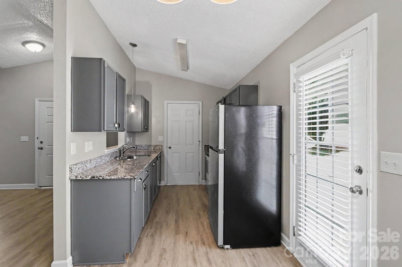 7035 Red Bud Cir, Charlotte, NC 28214