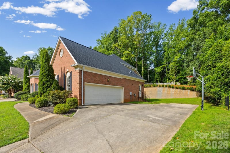 6917 Riesman Ln, Charlotte, NC 28210