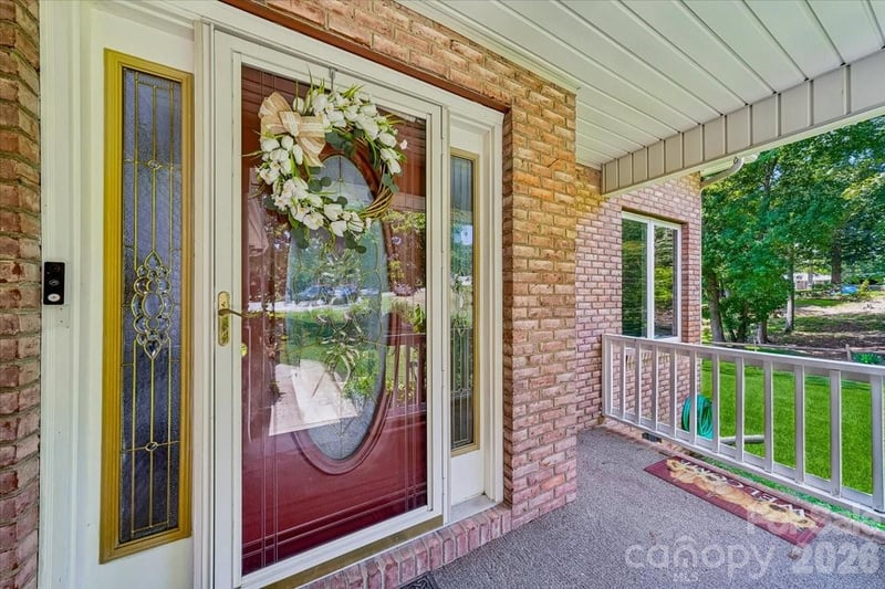508 Watergate Cir, Gastonia, NC 28052