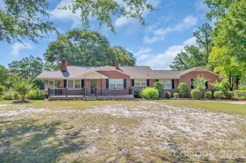 207 Park Dr, Kershaw, SC 29067