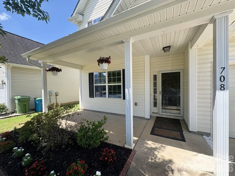 708 Jones Branch Dr, Fort Mill, SC 29715