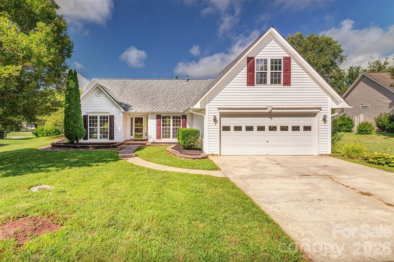 264 Cottage Ridge Rd, Fletcher, NC 28732