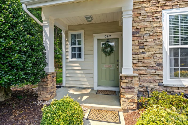 642 Brickdust Ct, Fort Mill, SC 29708
