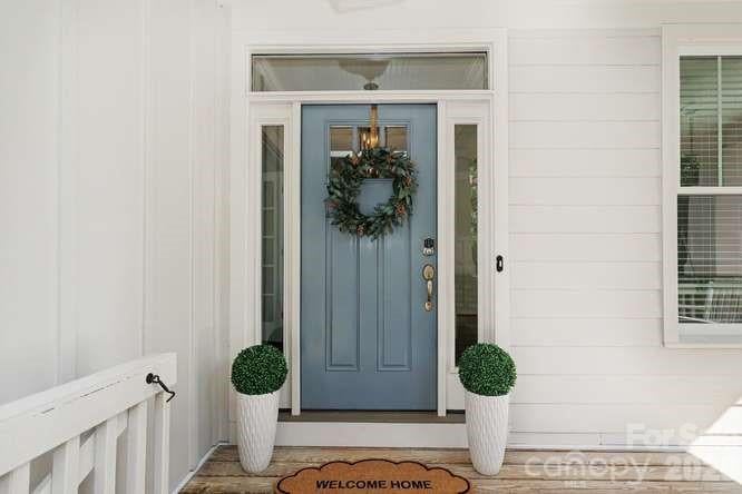 163 Canterbury Rd, Charlotte, NC 28211