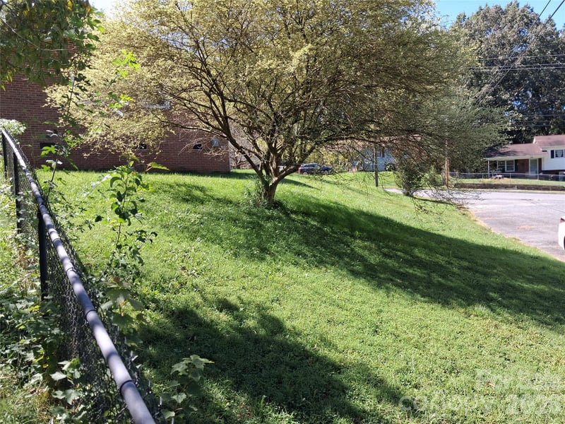 394 Efird St, Gastonia, NC 28054