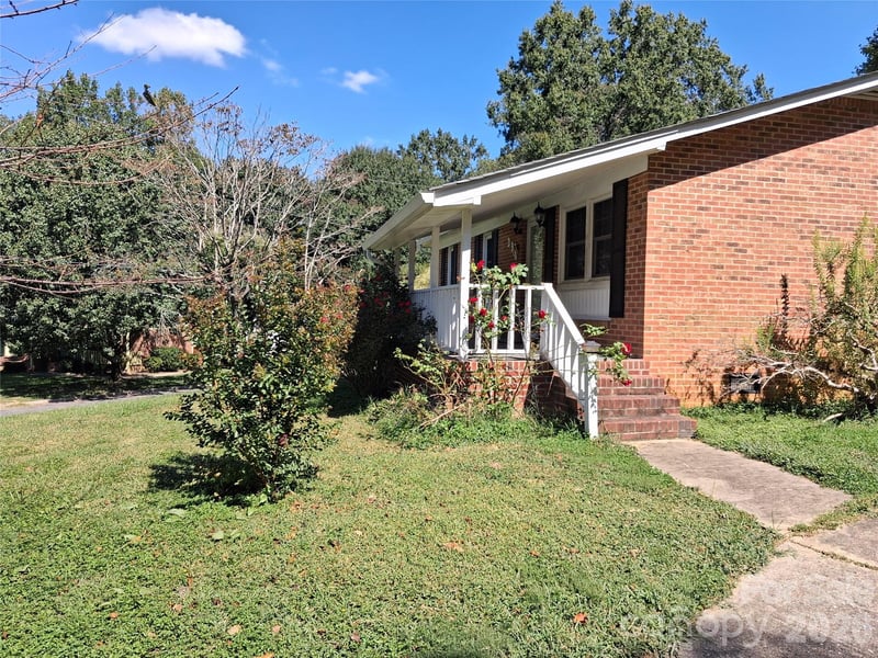394 Efird St, Gastonia, NC 28154