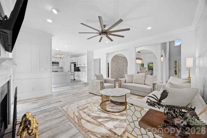 9827 Potter Rd, Matthews, NC 28104