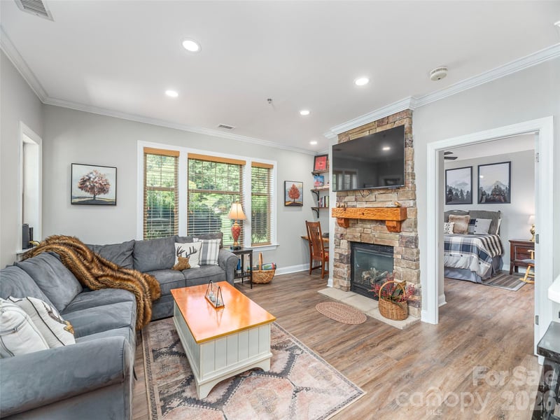 1560 Country Club Dr #A101, Maggie Valley, NC 28751