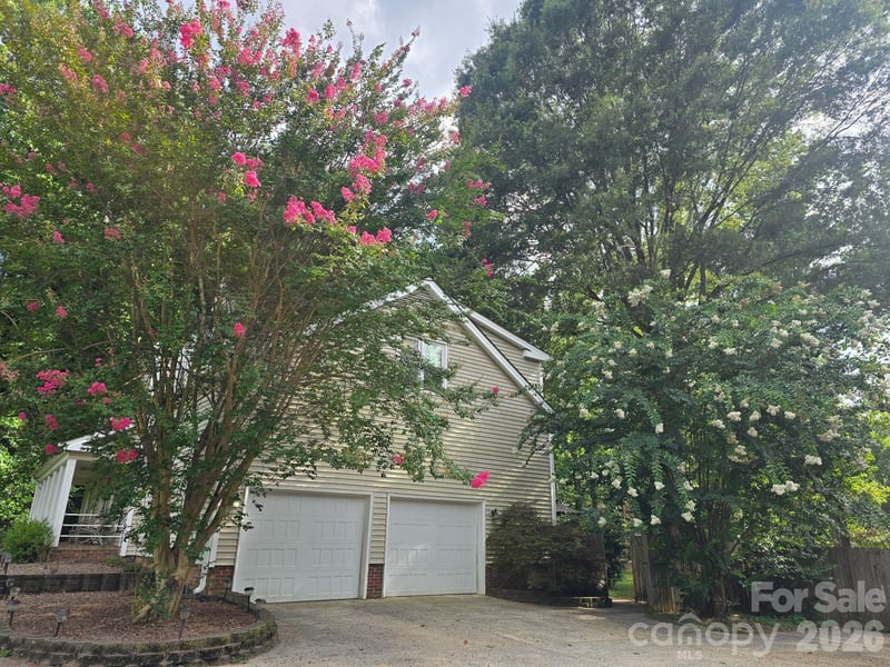 115 Valley Glen Dr, Waxhaw, NC 28173