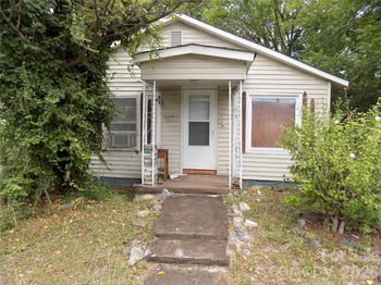 604 Harrison Ave, Gastonia, NC 28052
