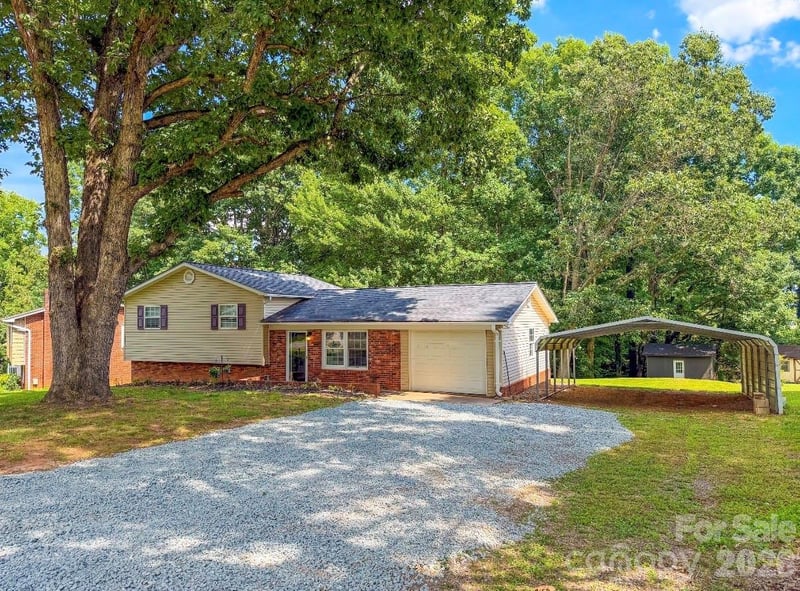 130 Powder Horn Rd, Mooresville, NC 28115