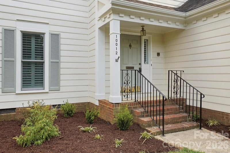 10012 Brass Eagle Ln, Charlotte, NC 28210