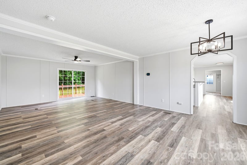 1006 Canada Dr, Dallas, NC 28034