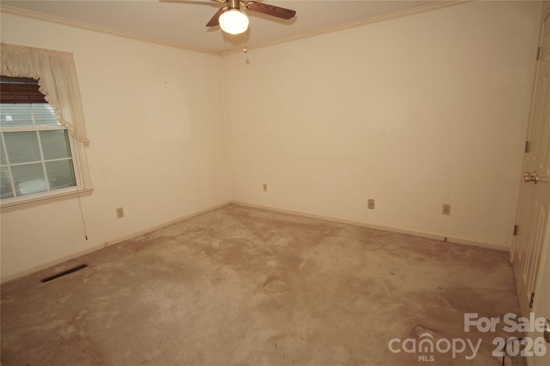 1534 Daybreak Ridge Rd, Kannapolis, NC 28081