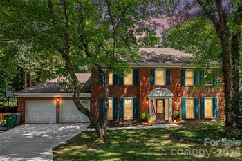 3108 Peregrine Ct, Charlotte, NC 28269