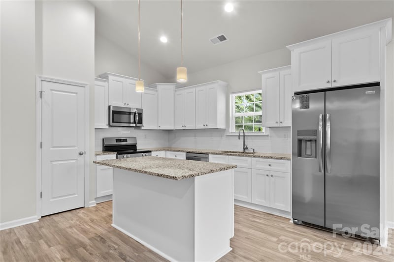 934 New Hope Rd, Gastonia, NC 28054