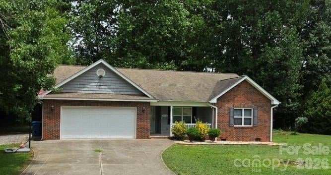 3402 Danial St, Conover, NC 28613