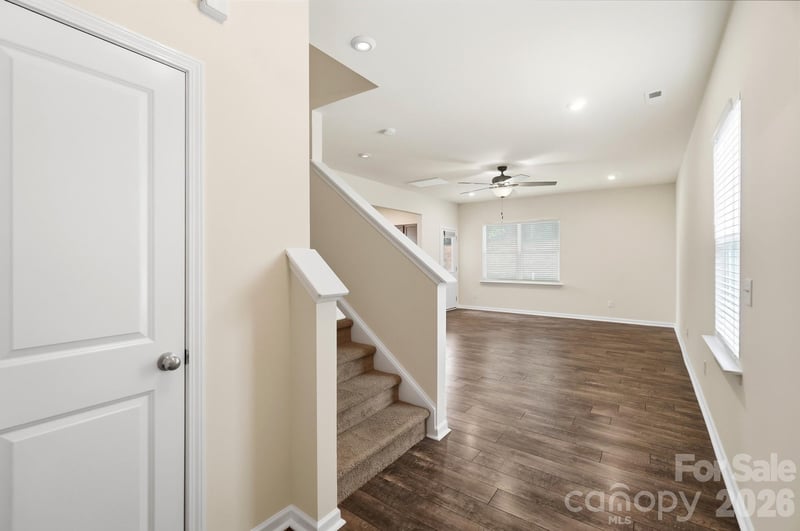 7019 Thornrose Dr, Charlotte, NC 28210